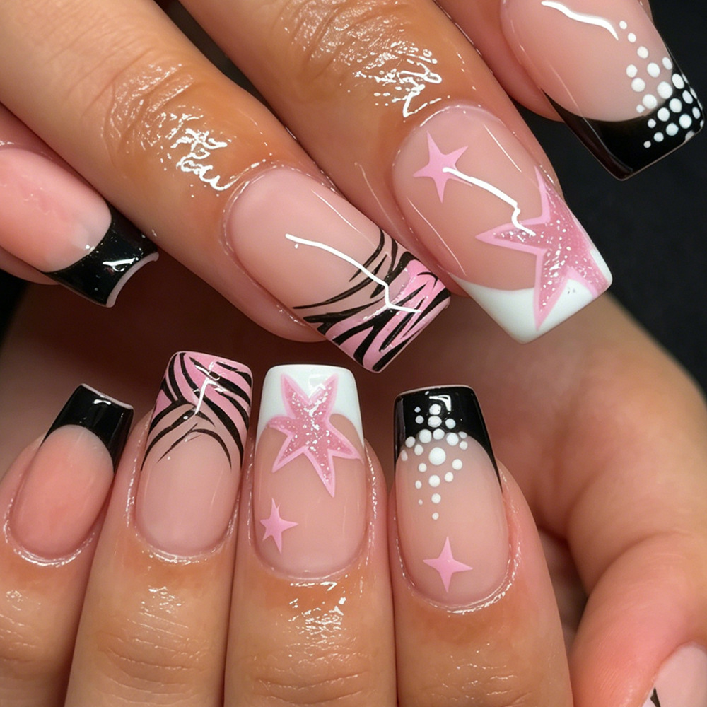 Nail Art Zebra - 24Pcs Black White French Stick on