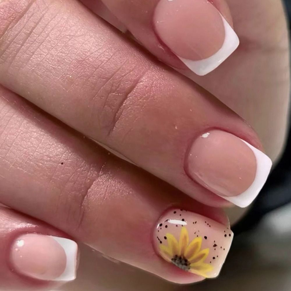 New Short Round False Nails Ze - огляд і ціна Nail Art Zebra